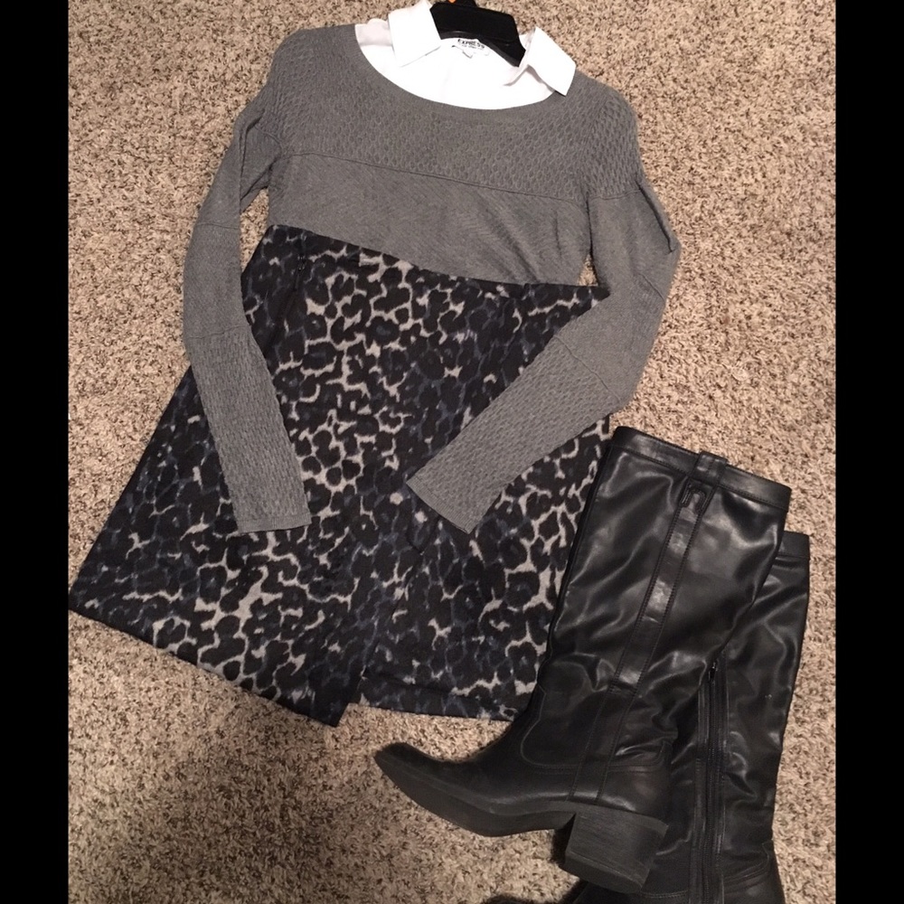 Snow Leopard Winter Skirt - Picture 3 of 8